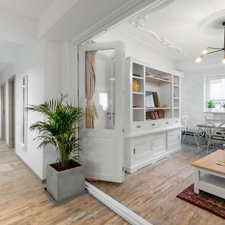 Historical Center 1 By Citylife Suites Bucharest Luaran gambar